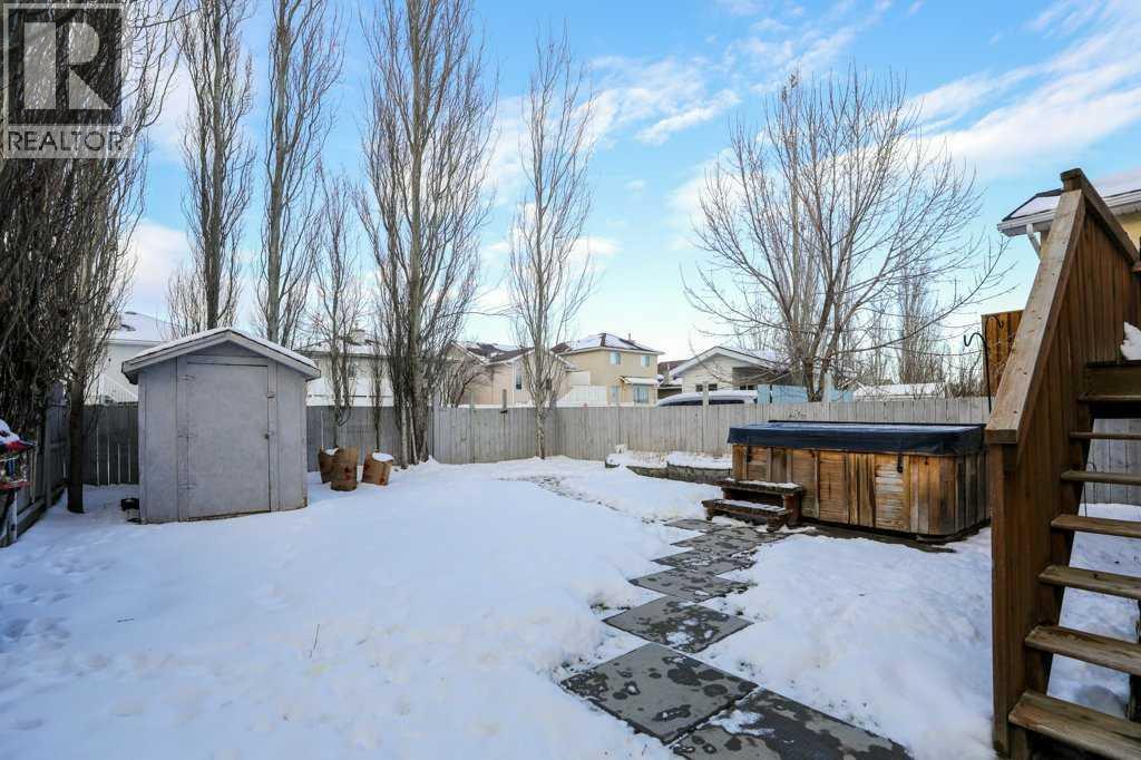 279 Peigan Court  W, Lethbridge, Alberta  T1K 7K6 - Photo 3 - A2274305