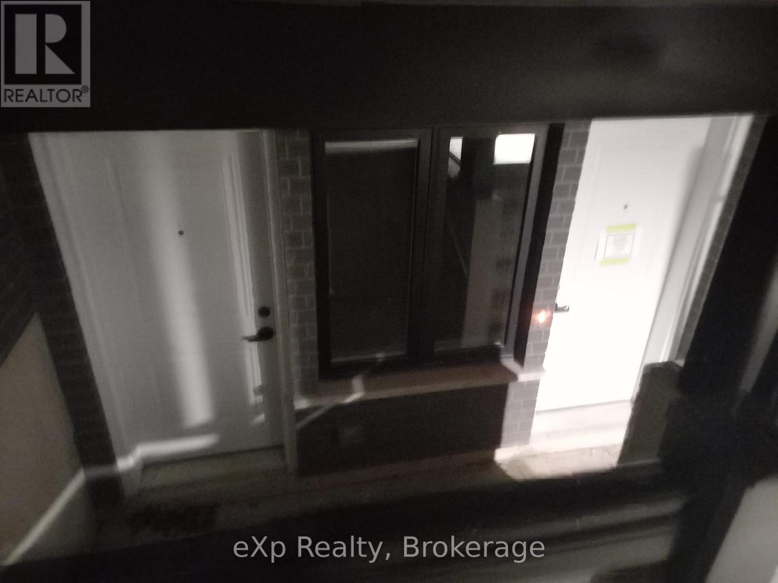 63 - 41 Mill Street, Kitchener, Ontario N2G 0G6 - Photo 2 - X12605980