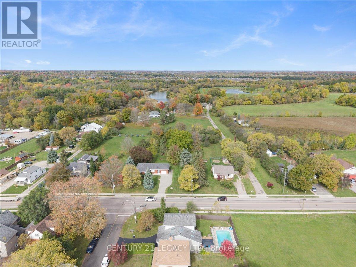 3 Nelson Avenue, Kitchener, Ontario N2K 1C7 - Photo 40 - X12607834