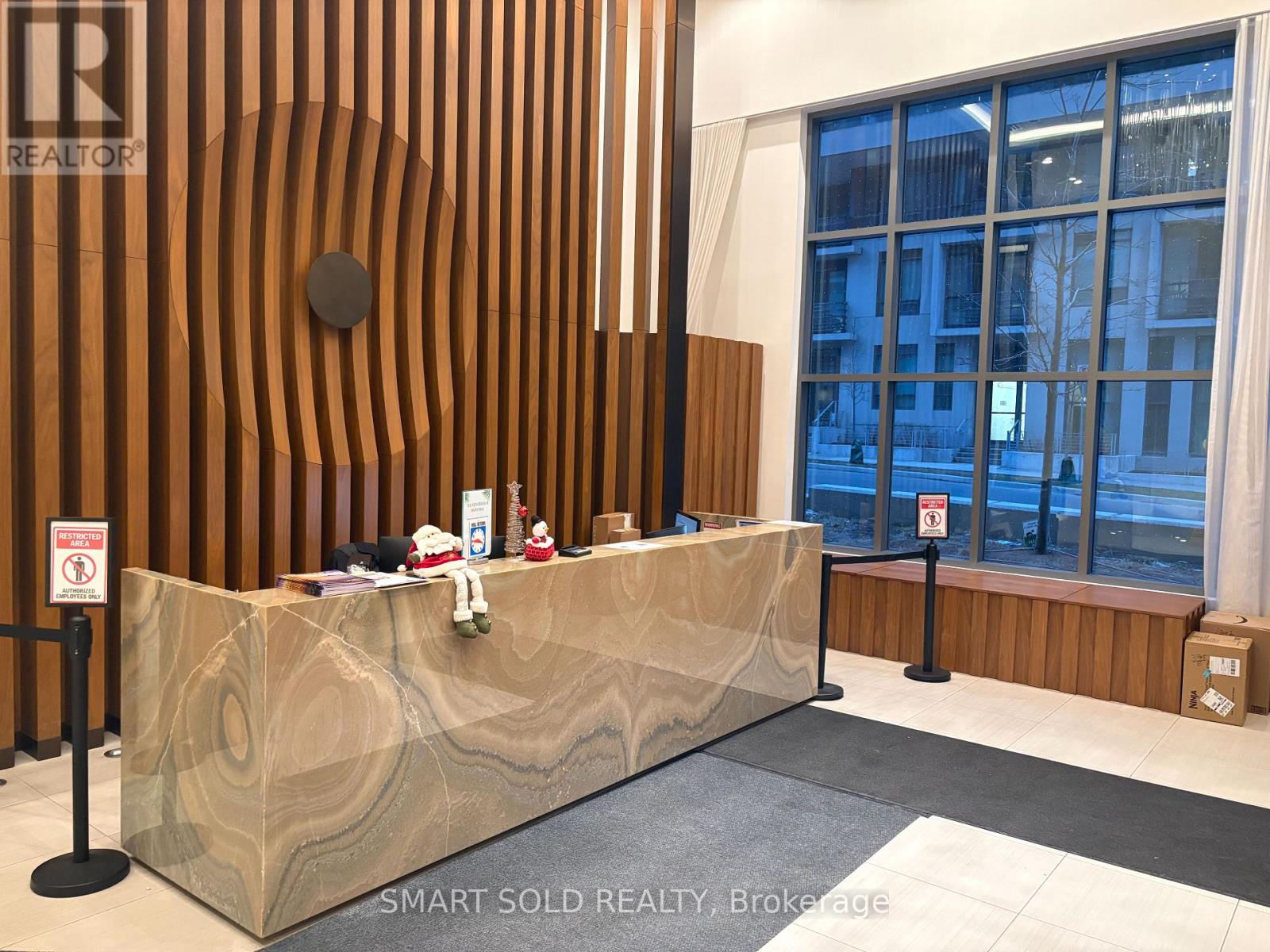 3601 - 70 Annie Craig Drive, Toronto, Ontario  M8V 0G2 - Photo 2 - W12592590