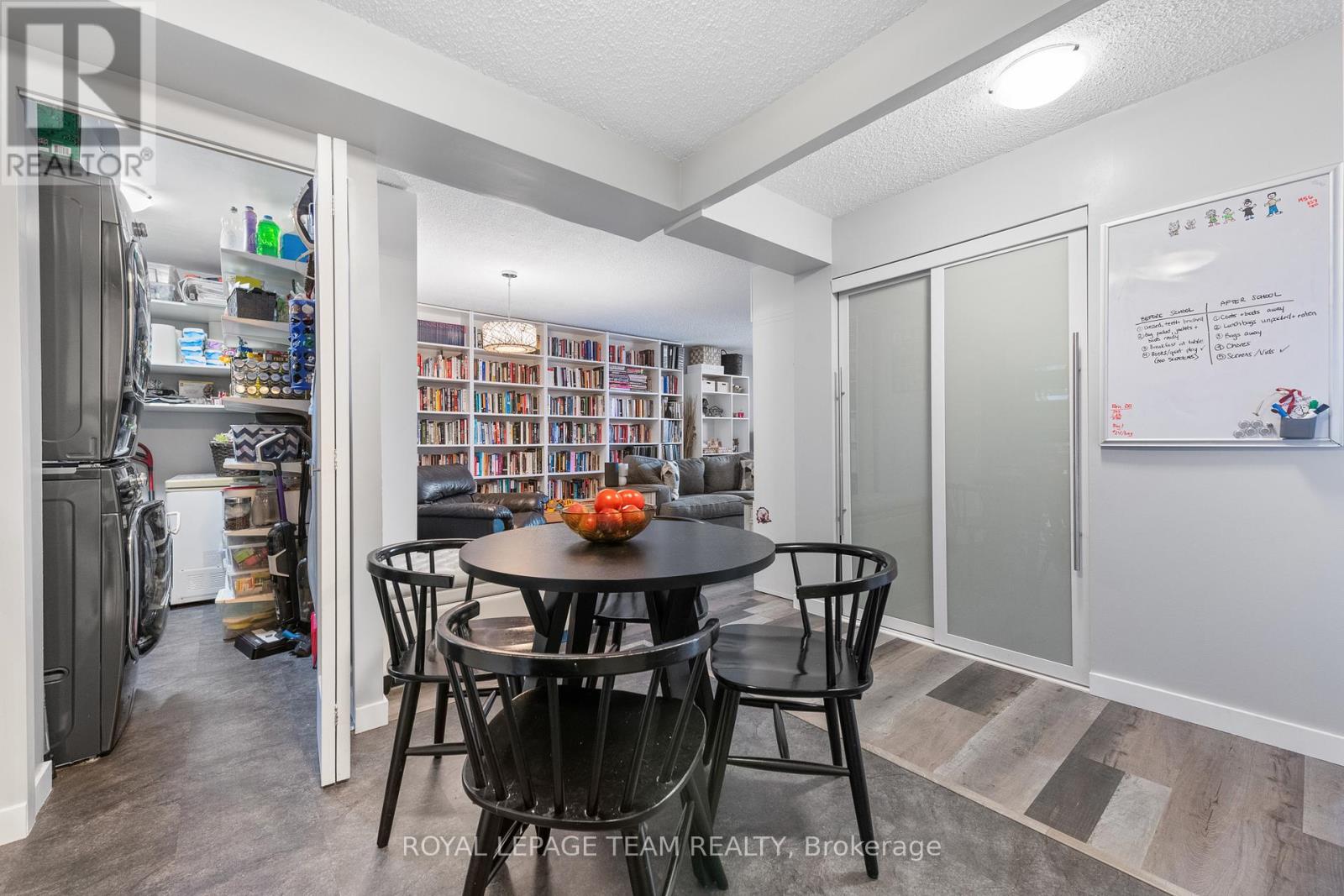 901 - 200 Bay Street, Ottawa, Ontario  K1R 7W8 - Photo 7 - X12607842