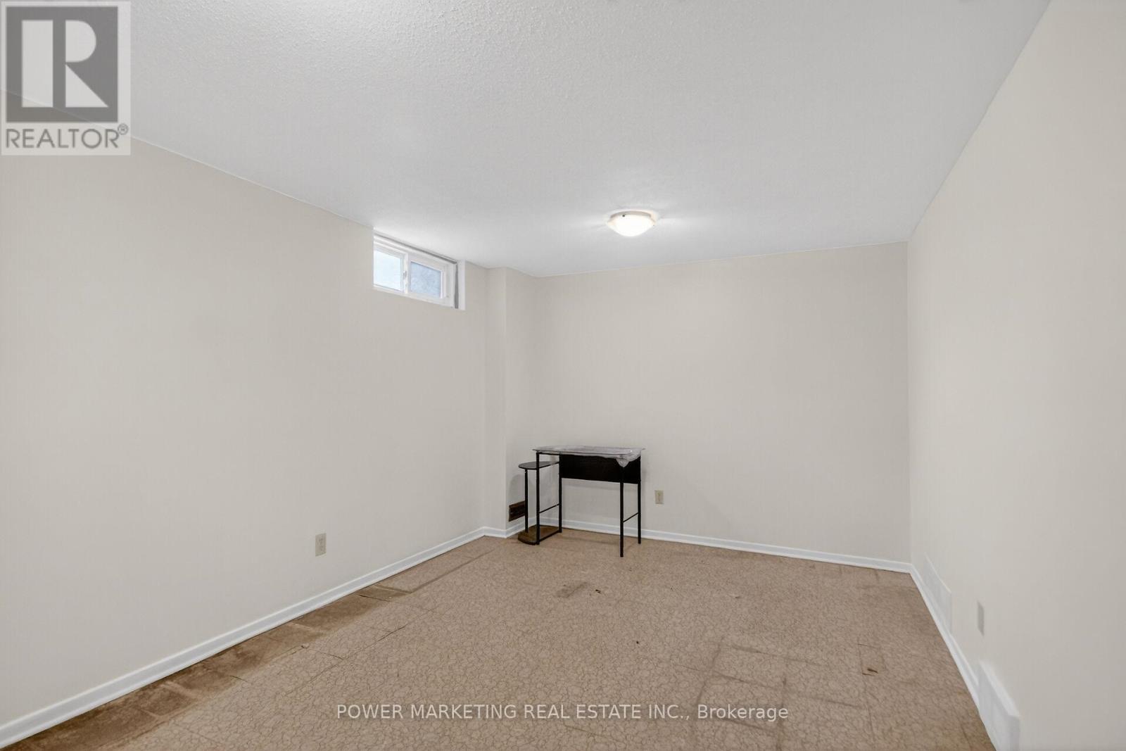 B - 1781 Lamoureux Drive, Ottawa, Ontario K1E 2N5 - Photo 26 - X12603046