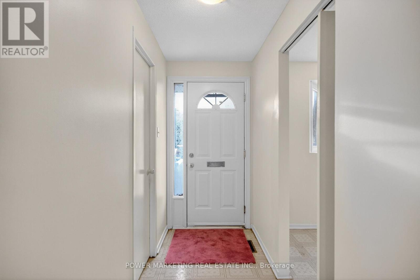 B - 1781 Lamoureux Drive, Ottawa, Ontario K1E 2N5 - Photo 3 - X12603046