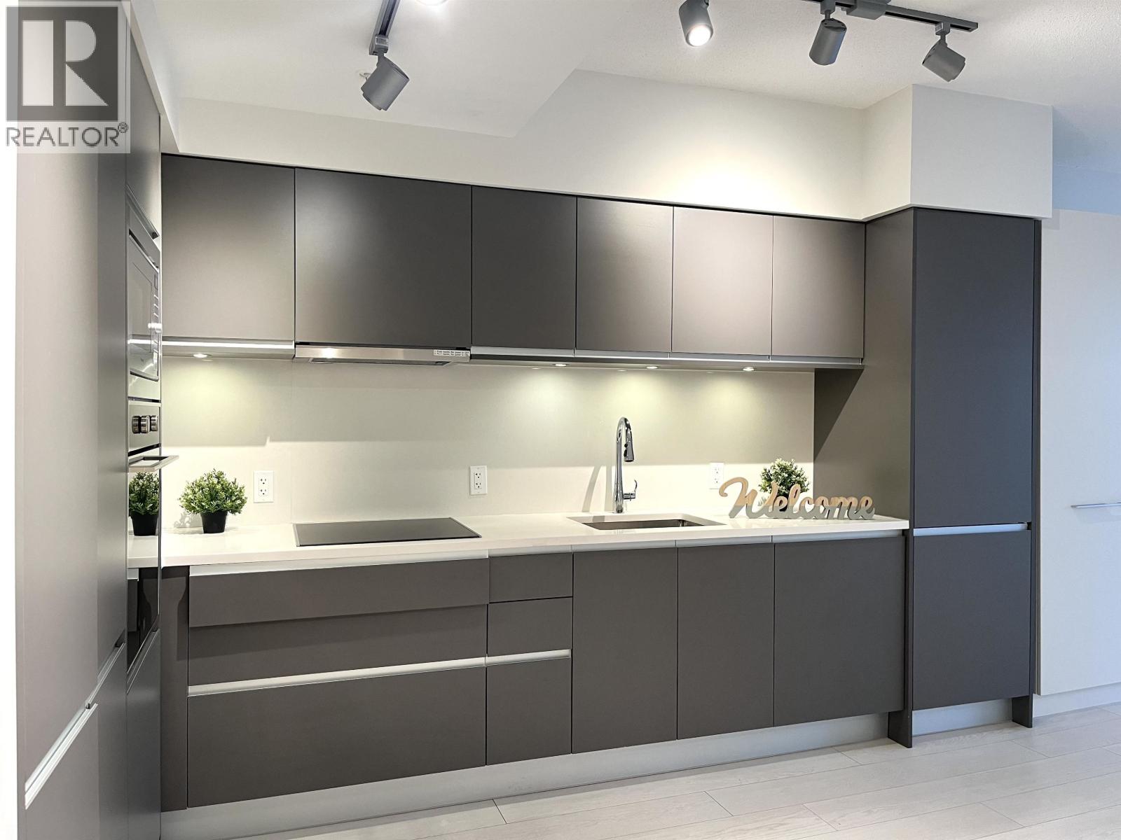 911 180 E 2nd Avenue, Vancouver, British Columbia V5T 0K4 - Photo 2 - R3072647