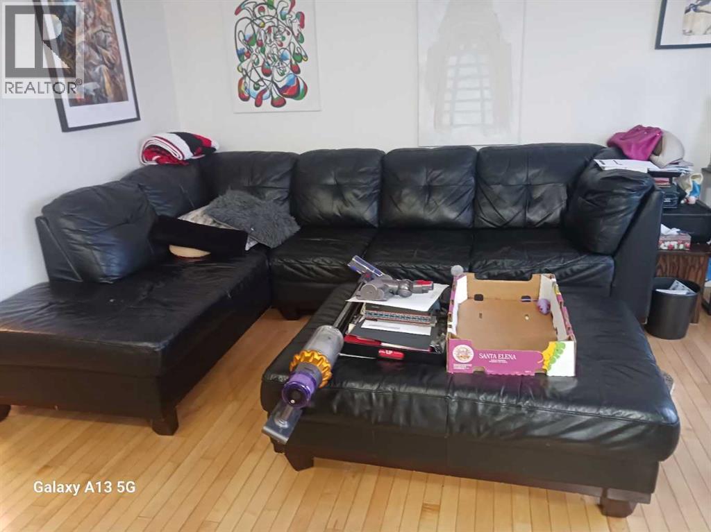 72 Arthur Close, Red Deer, Alberta  T4R 3N5 - Photo 8 - A2272929