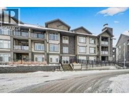 201, 25 Aspenmont Heights SW Aspen Woods