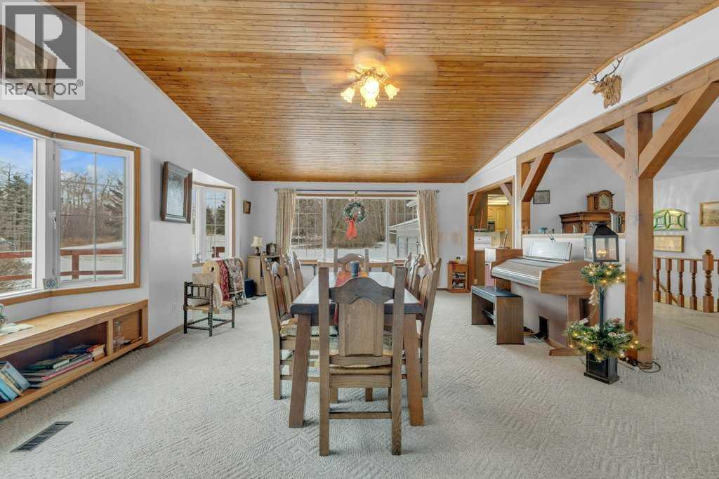 425016 Range Road 250, Rural Ponoka County, Alberta  T4J 1R4 - Photo 16 - A2273368