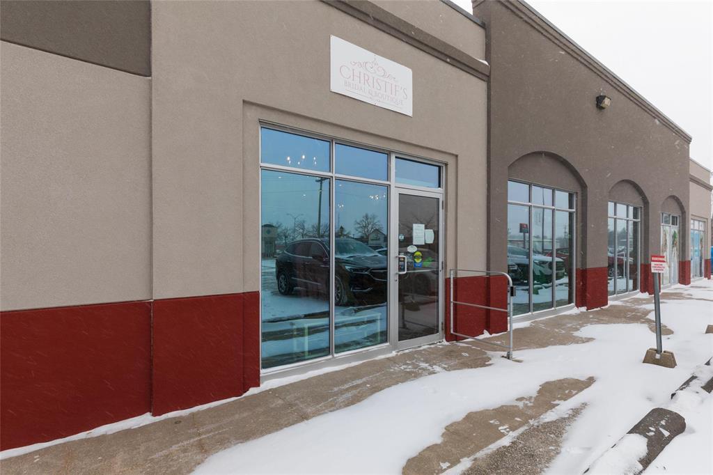 G&h 197 Main Street, Steinbach, Manitoba  R5G 1Y5 - Photo 15 - 202529514