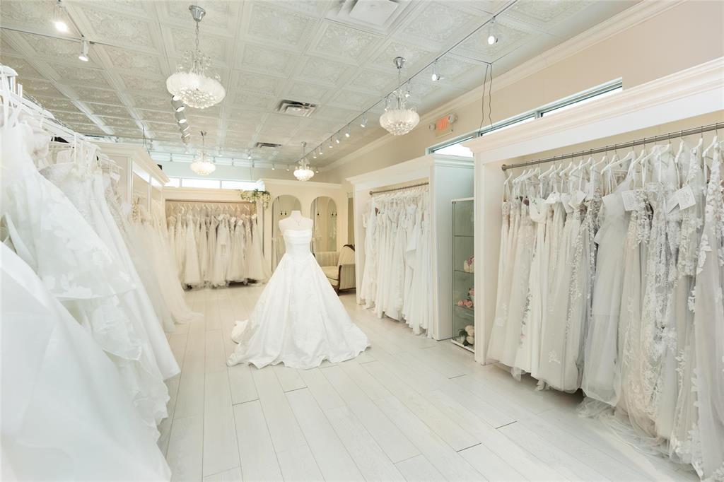 G&h 197 Main Street, Steinbach, Manitoba  R5G 1Y5 - Photo 9 - 202529514