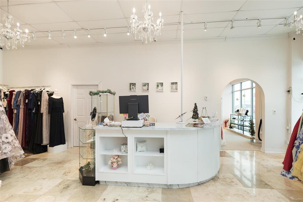 G&h 197 Main Street, Steinbach, Manitoba  R5G 1Y5 - Photo 14 - 202529514