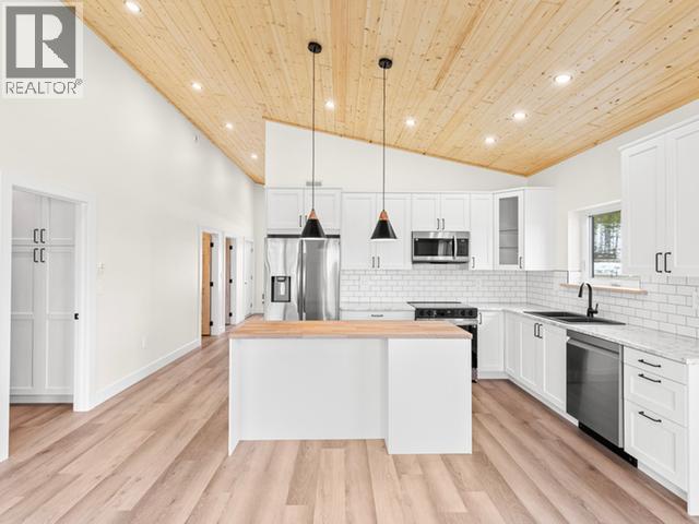 40 Beryl Place, Whitehorse, Yukon Y1A 6V3 - Photo 13 - 17005