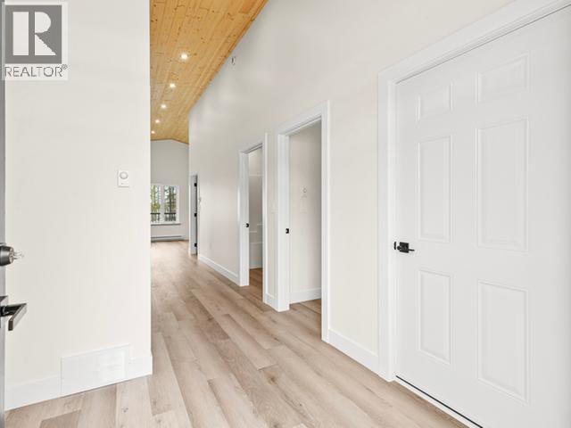 40 Beryl Place, Whitehorse, Yukon Y1A 6V3 - Photo 9 - 17005