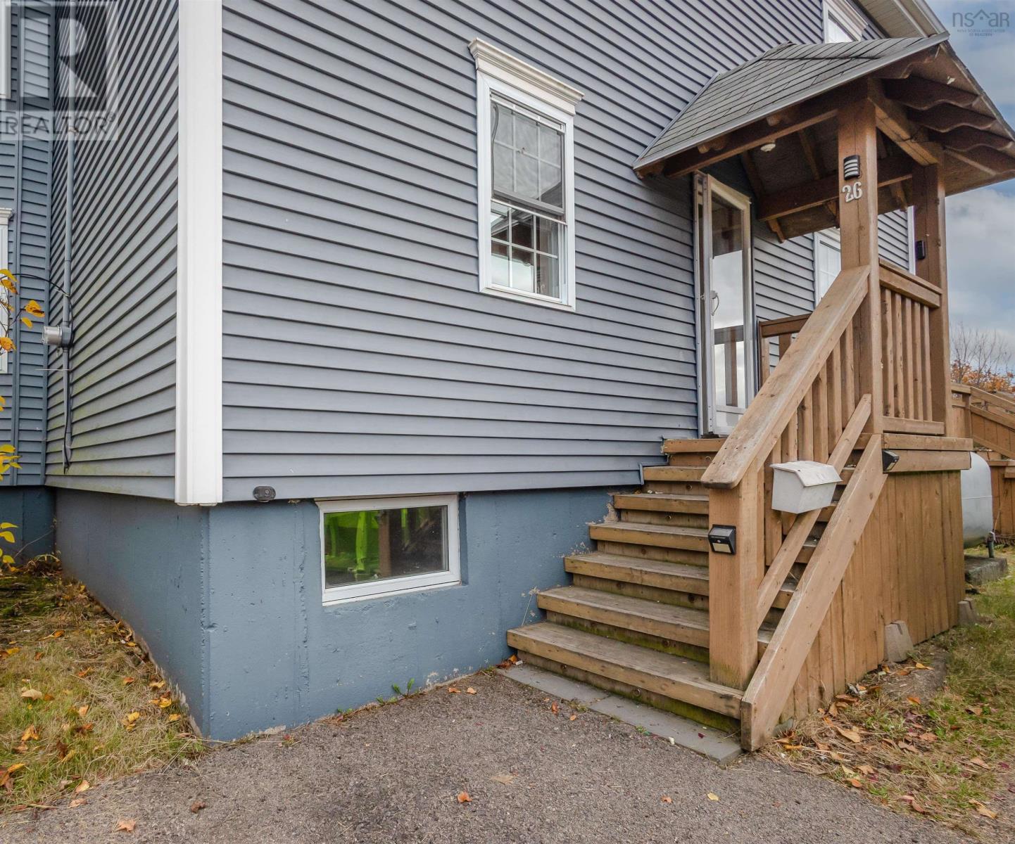 26 Henry, Sydney, Nova Scotia  B1N 2G8 - Photo 2 - 202527209