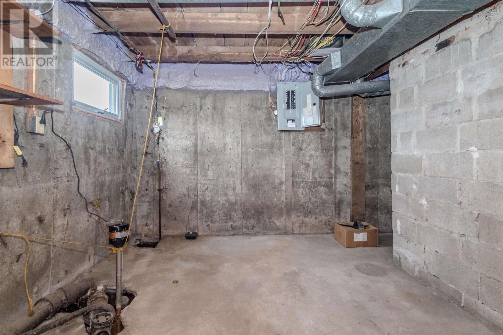 26 Henry, Sydney, Nova Scotia  B1N 2G8 - Photo 32 - 202527209