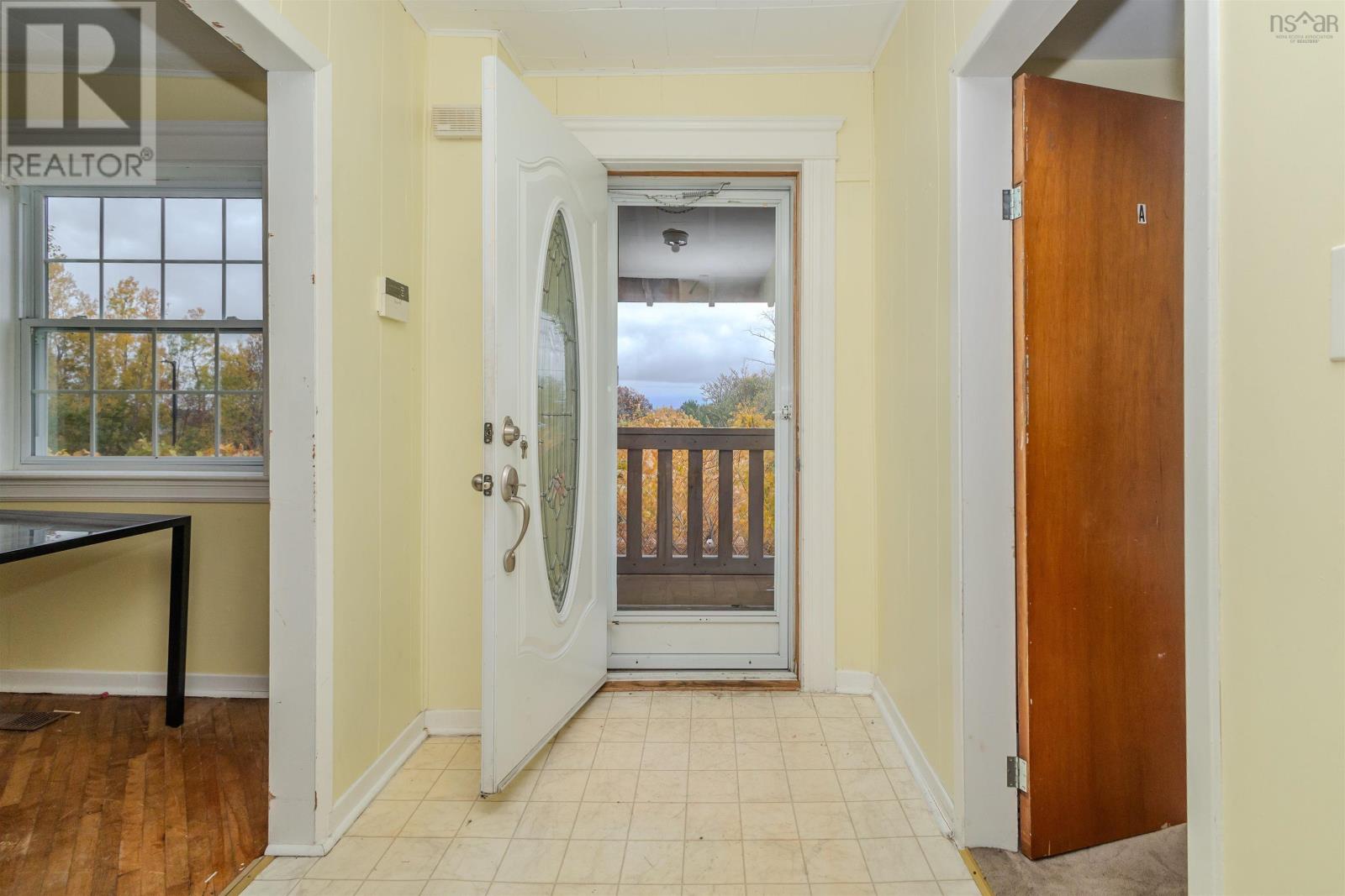 26 Henry, Sydney, Nova Scotia  B1N 2G8 - Photo 3 - 202527209