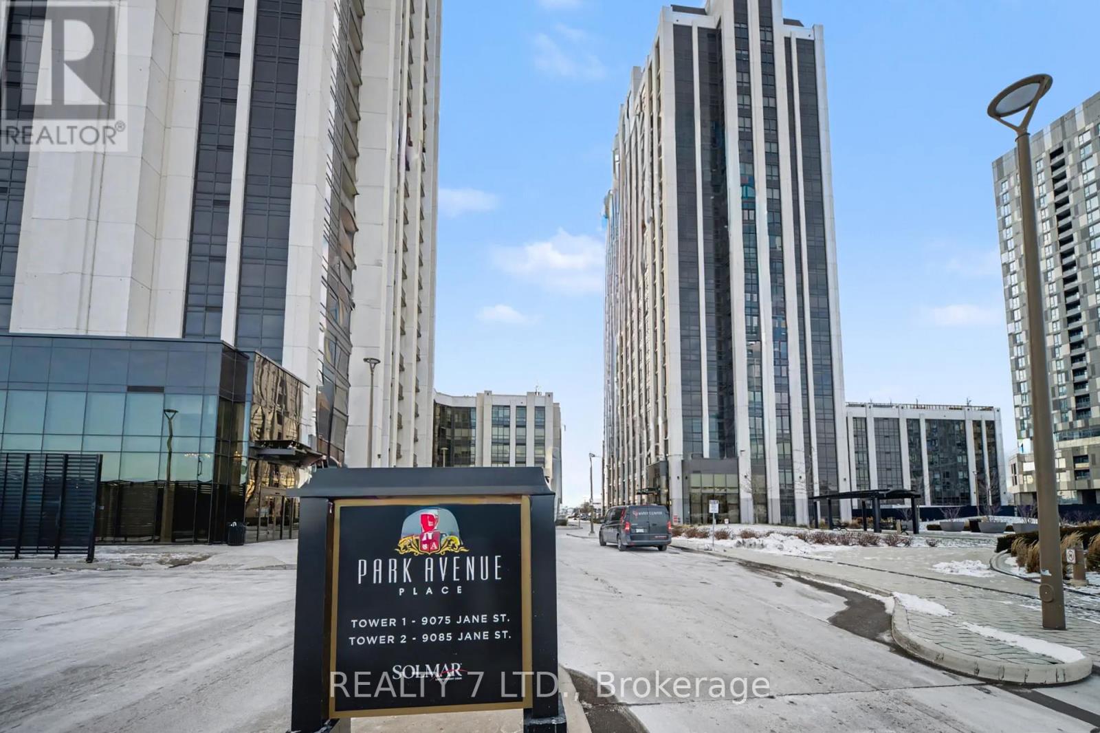 619 - 9085 JANE STREET, Vaughan, Ontario