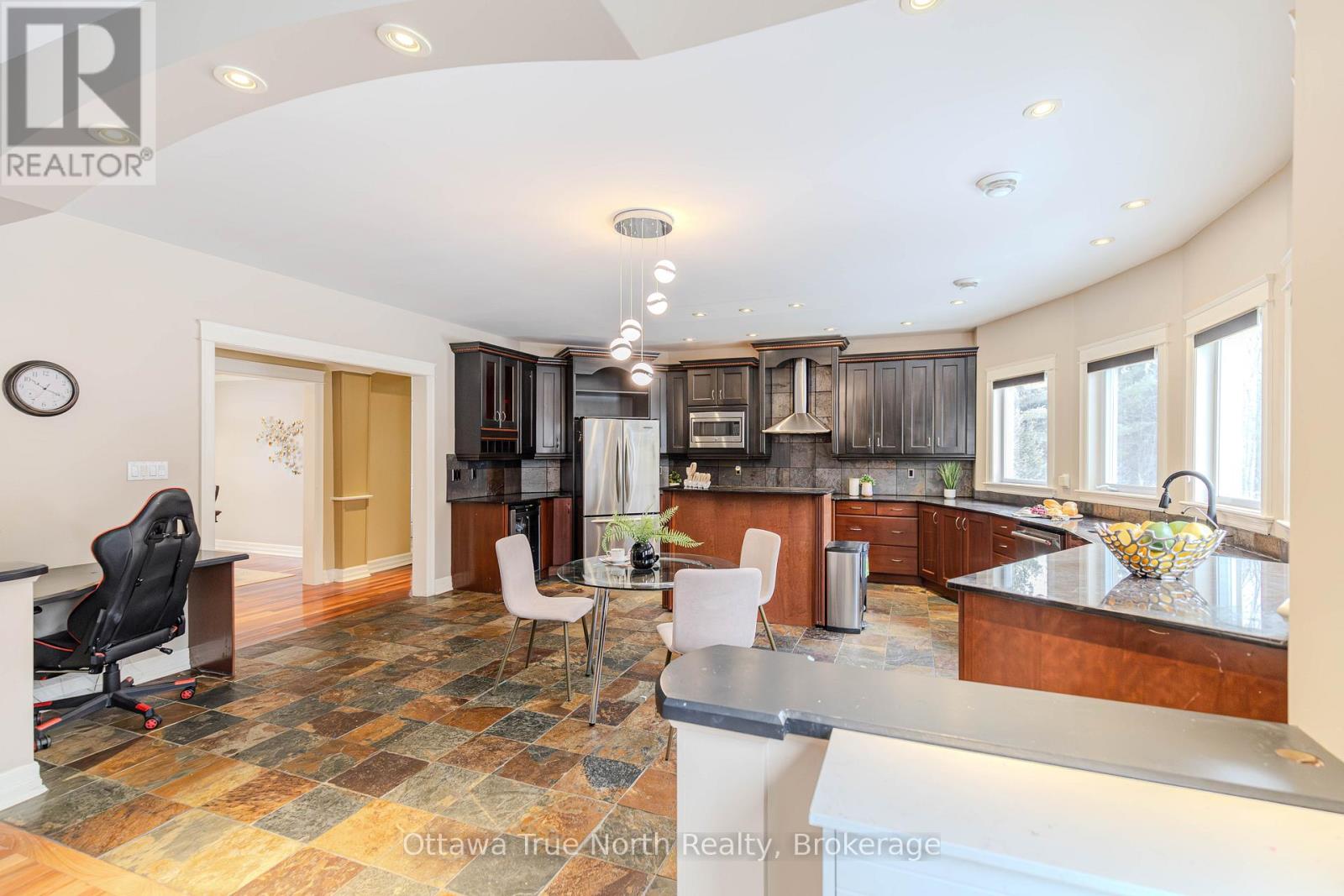 1530 Lords Manor Lane, Ottawa, Ontario  K4M 1K3 - Photo 10 - X12607856