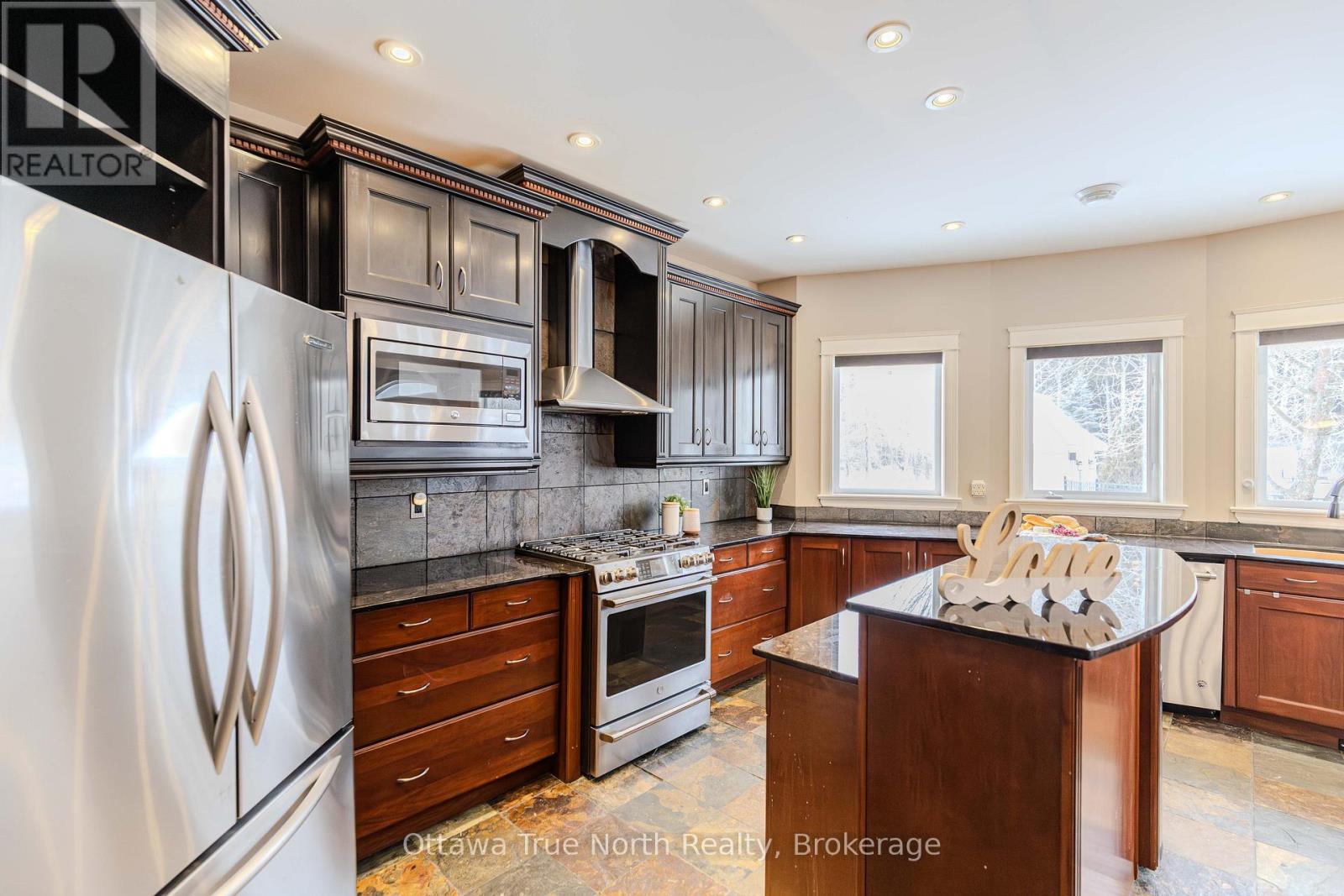 1530 Lords Manor Lane, Ottawa, Ontario  K4M 1K3 - Photo 11 - X12607856