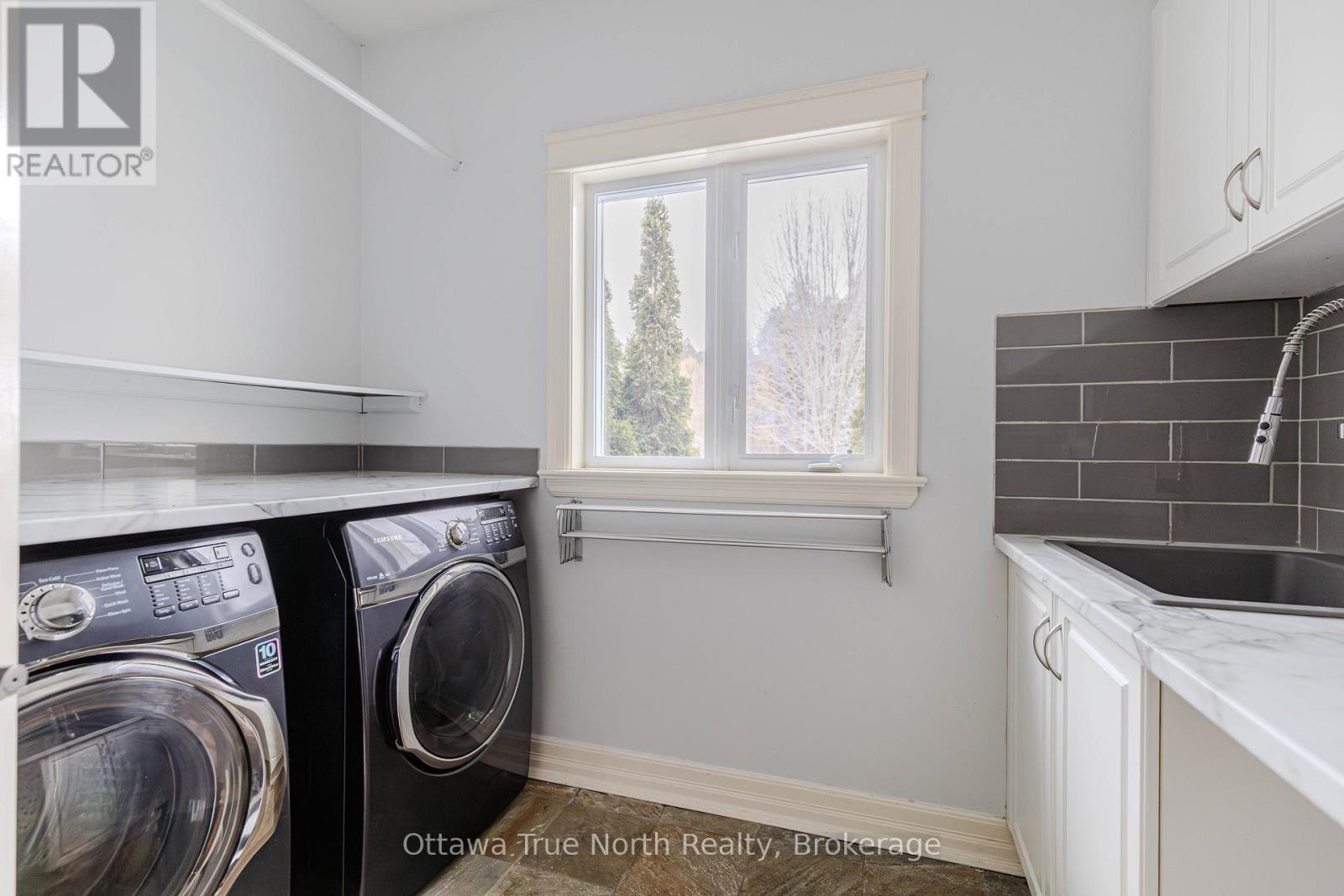 1530 Lords Manor Lane, Ottawa, Ontario  K4M 1K3 - Photo 21 - X12607856