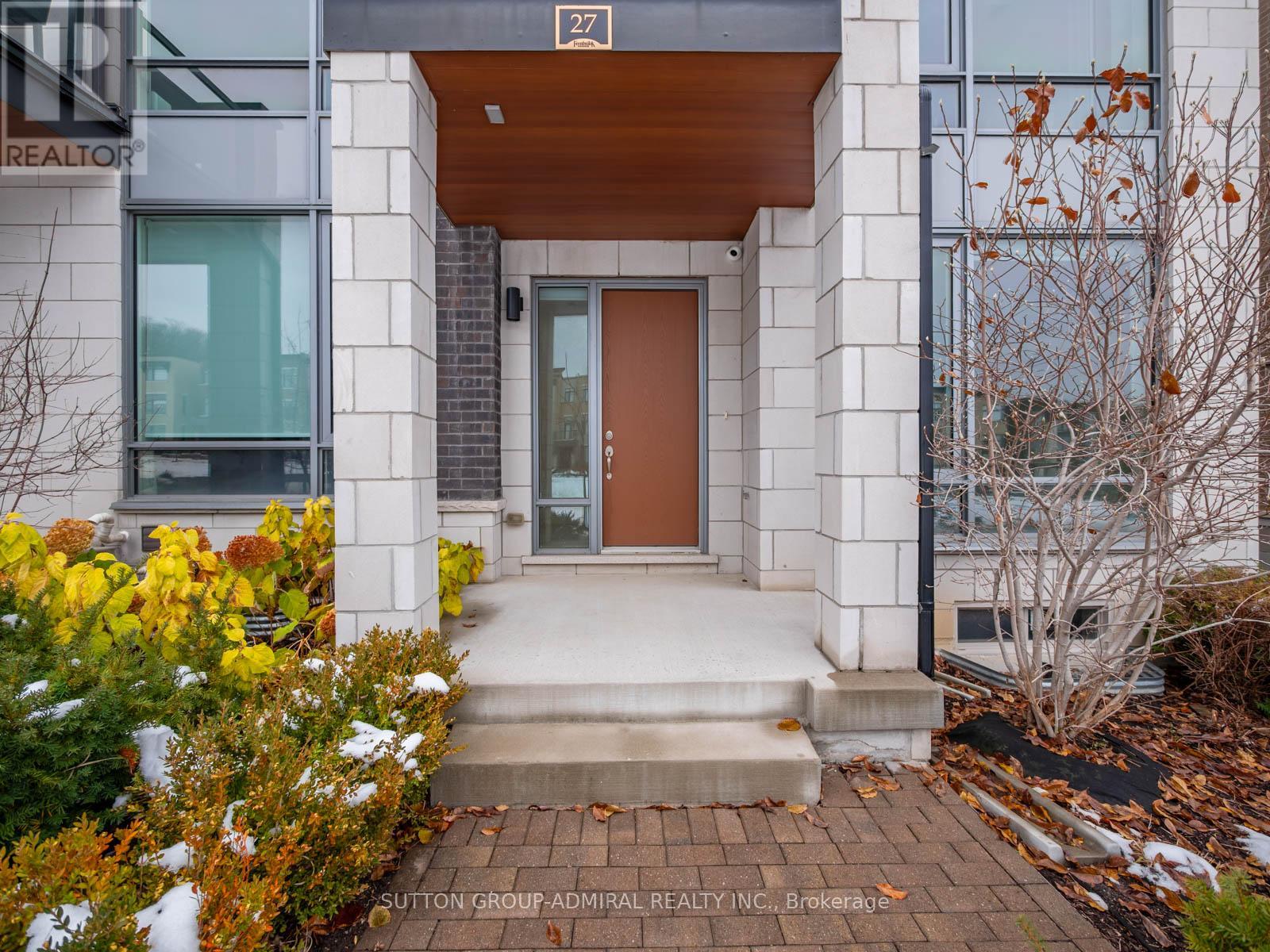 27 Adaskin Avenue, Vaughan, Ontario L6A 4Z8 - Photo 2 - N12607854