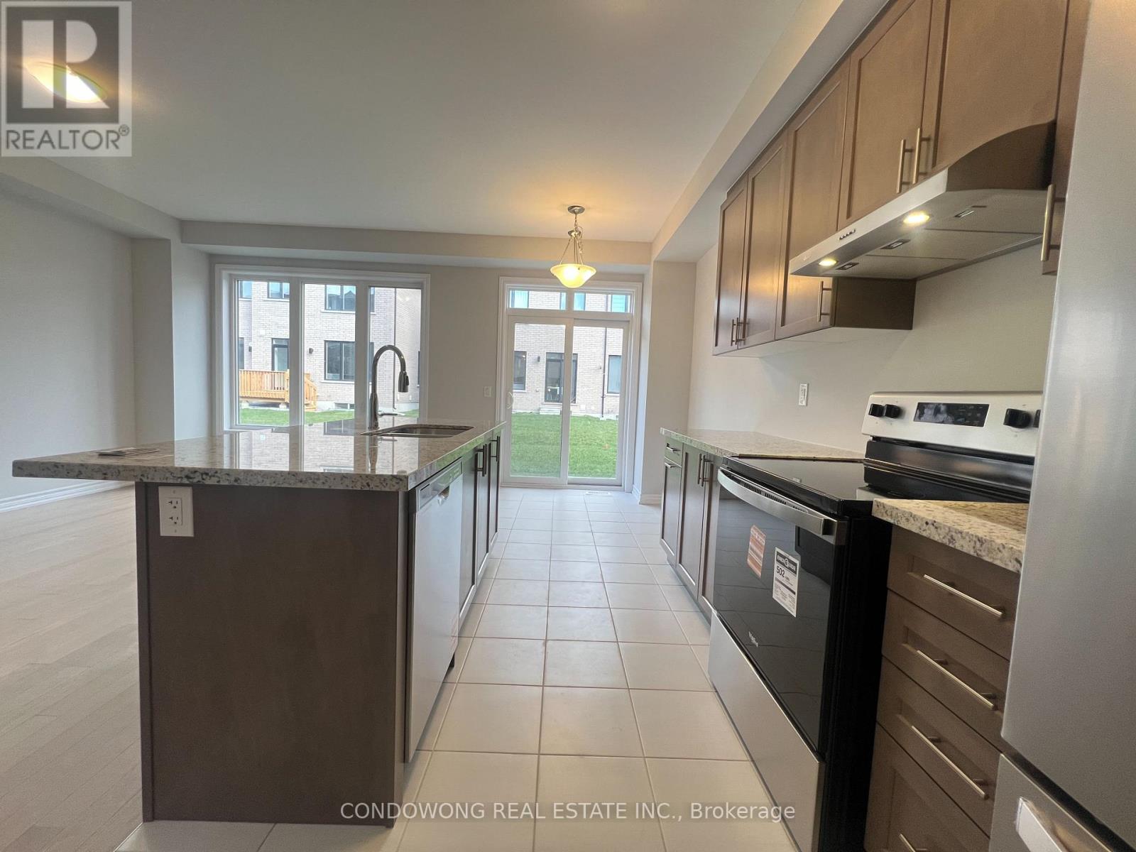 25 Freeman Williams Street, Markham, Ontario L6C 3M7 - Photo 10 - N12607860