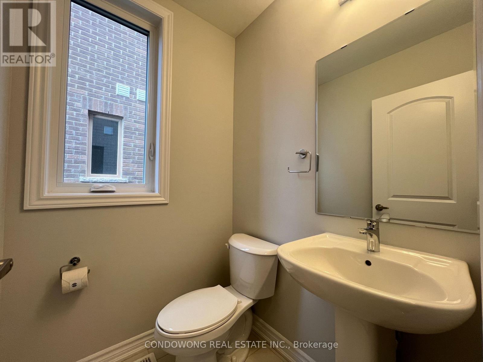 25 Freeman Williams Street, Markham, Ontario L6C 3M7 - Photo 15 - N12607860