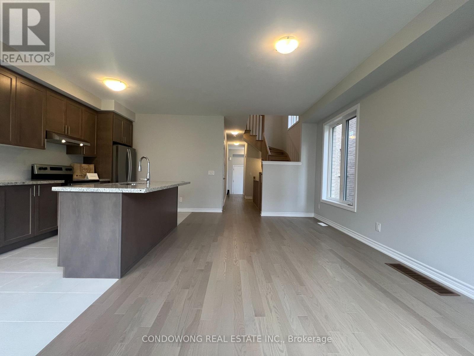 25 Freeman Williams Street, Markham, Ontario L6C 3M7 - Photo 5 - N12607860