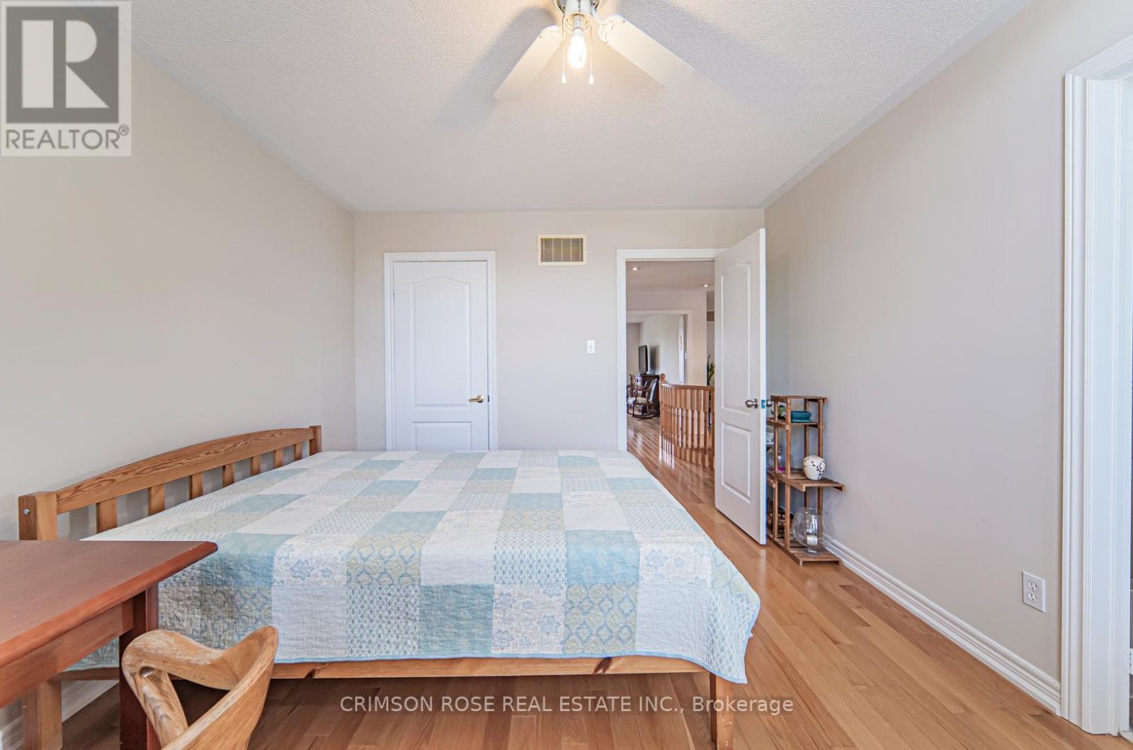 Room 3 - 5420 Valleyhigh Drive, Burlington, Ontario  L7L 6Z4 - Photo 28 - W12599834