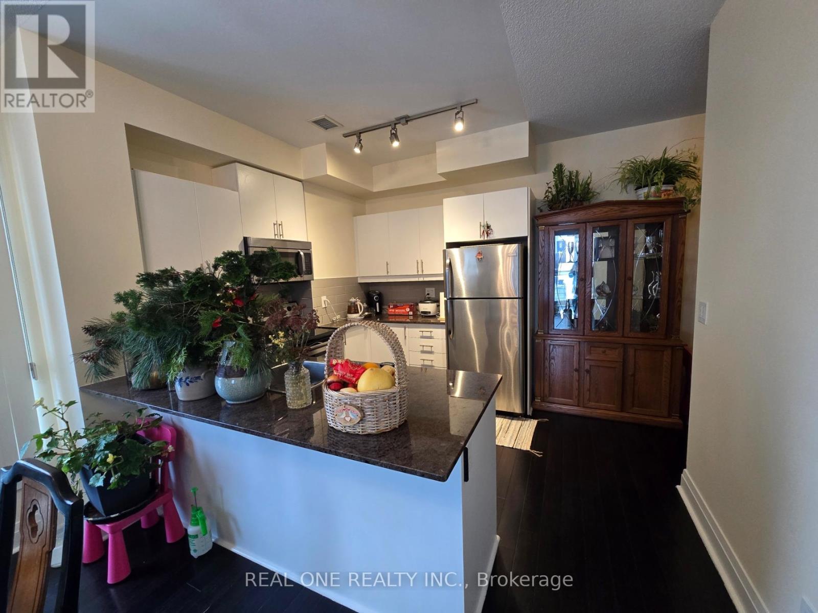 615 - 17 Kenaston Gardens, Toronto, Ontario  M2K 0B9 - Photo 6 - C12607872