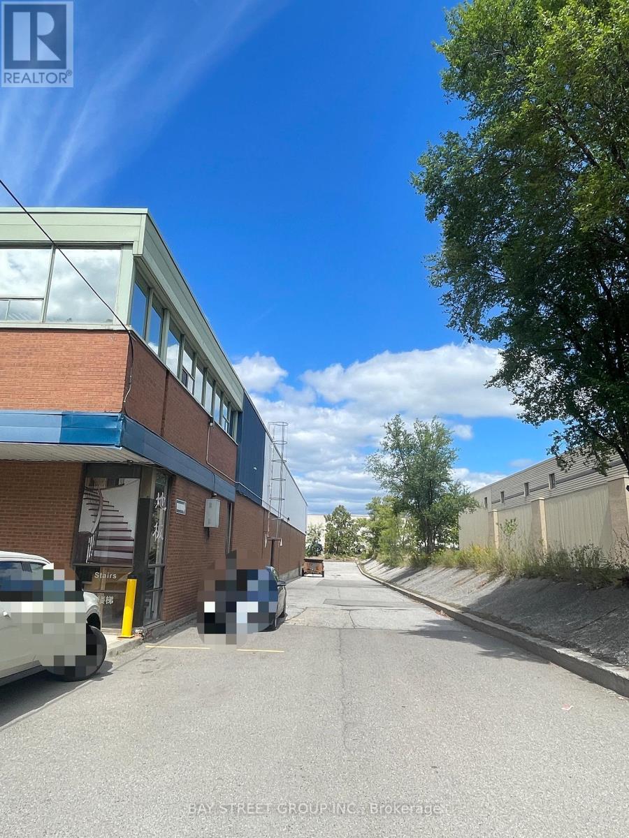 Unit 202 - 100 Steelcase Road E, Markham, Ontario  L3R 1E8 - Photo 2 - N12607864