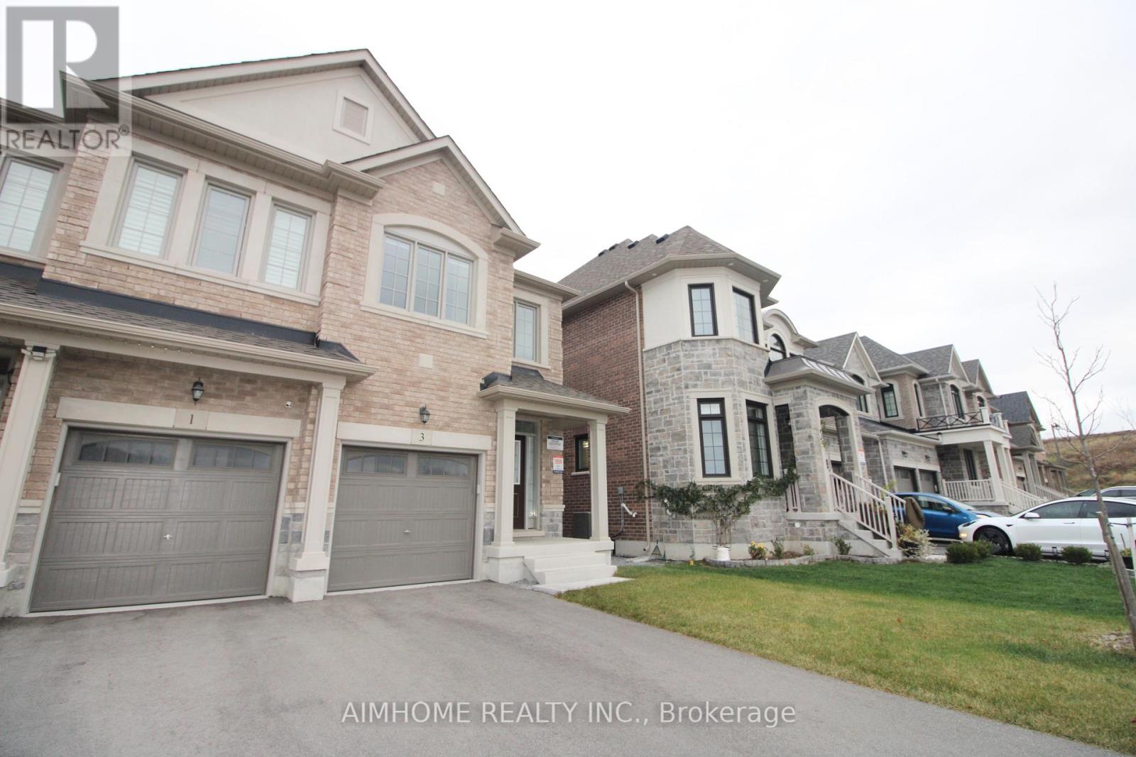 3 Terrain Court, East Gwillimbury, Ontario  L9N 0T2 - Photo 3 - N12607874