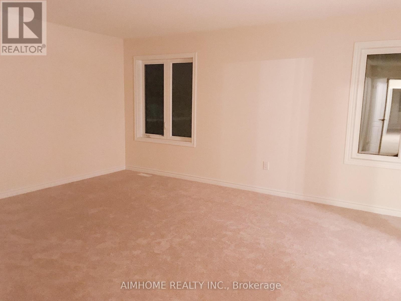 30 Deepwood Crescent, East Gwillimbury, Ontario  L9N 0P8 - Photo 8 - N12607878