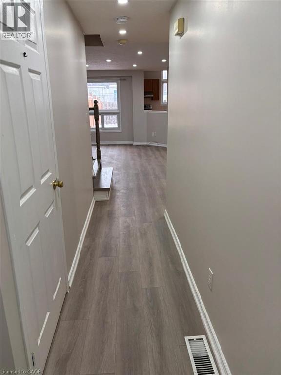 147 Activa Avenue, Kitchener, Ontario  N2E 3T3 - Photo 3 - 40790825