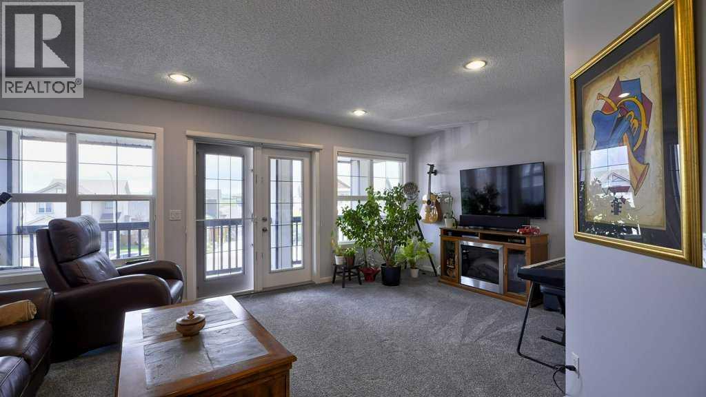 244 Heritage Bay, Cochrane, Alberta  T4C 0L3 - Photo 15 - A2235147