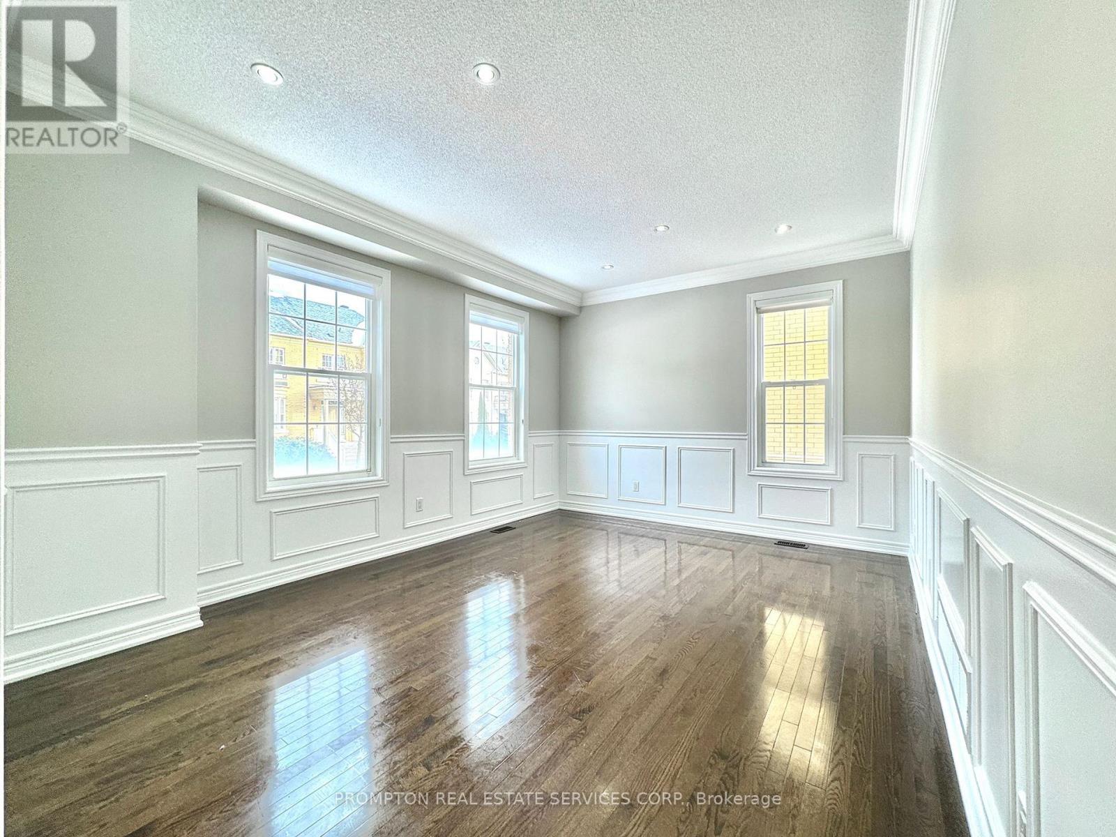 10 Father Mcginn Road, Markham, Ontario  L6C 0A7 - Photo 20 - N12607880