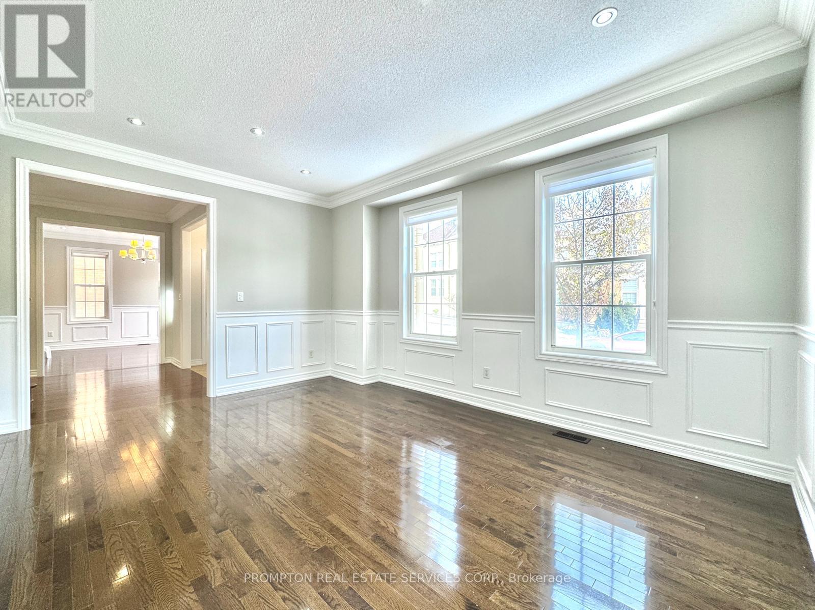 10 Father Mcginn Road, Markham, Ontario  L6C 0A7 - Photo 21 - N12607880