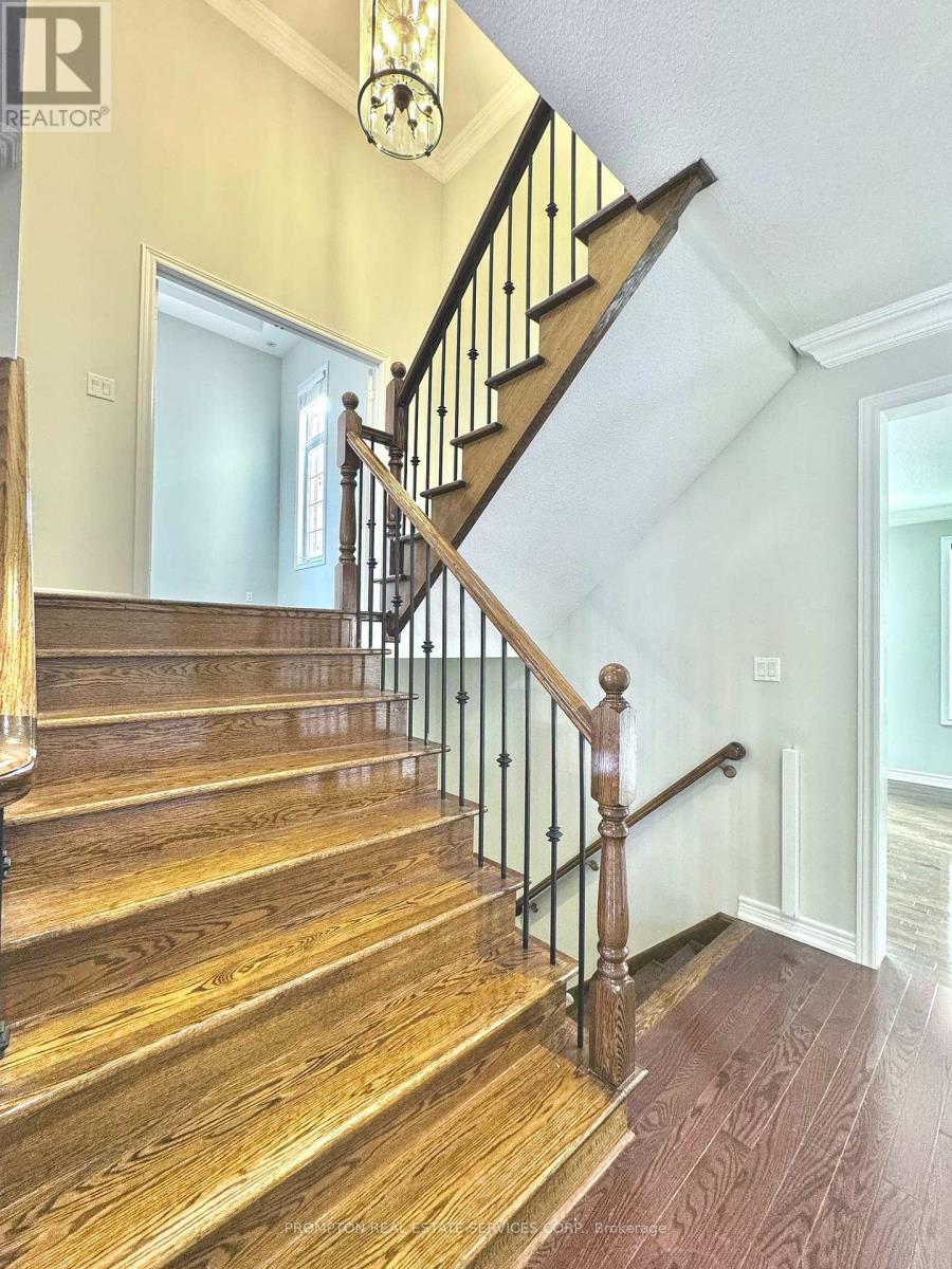 10 Father Mcginn Road, Markham, Ontario  L6C 0A7 - Photo 24 - N12607880