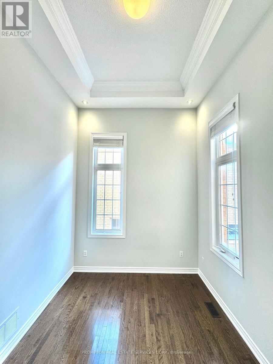 10 Father Mcginn Road, Markham, Ontario  L6C 0A7 - Photo 26 - N12607880