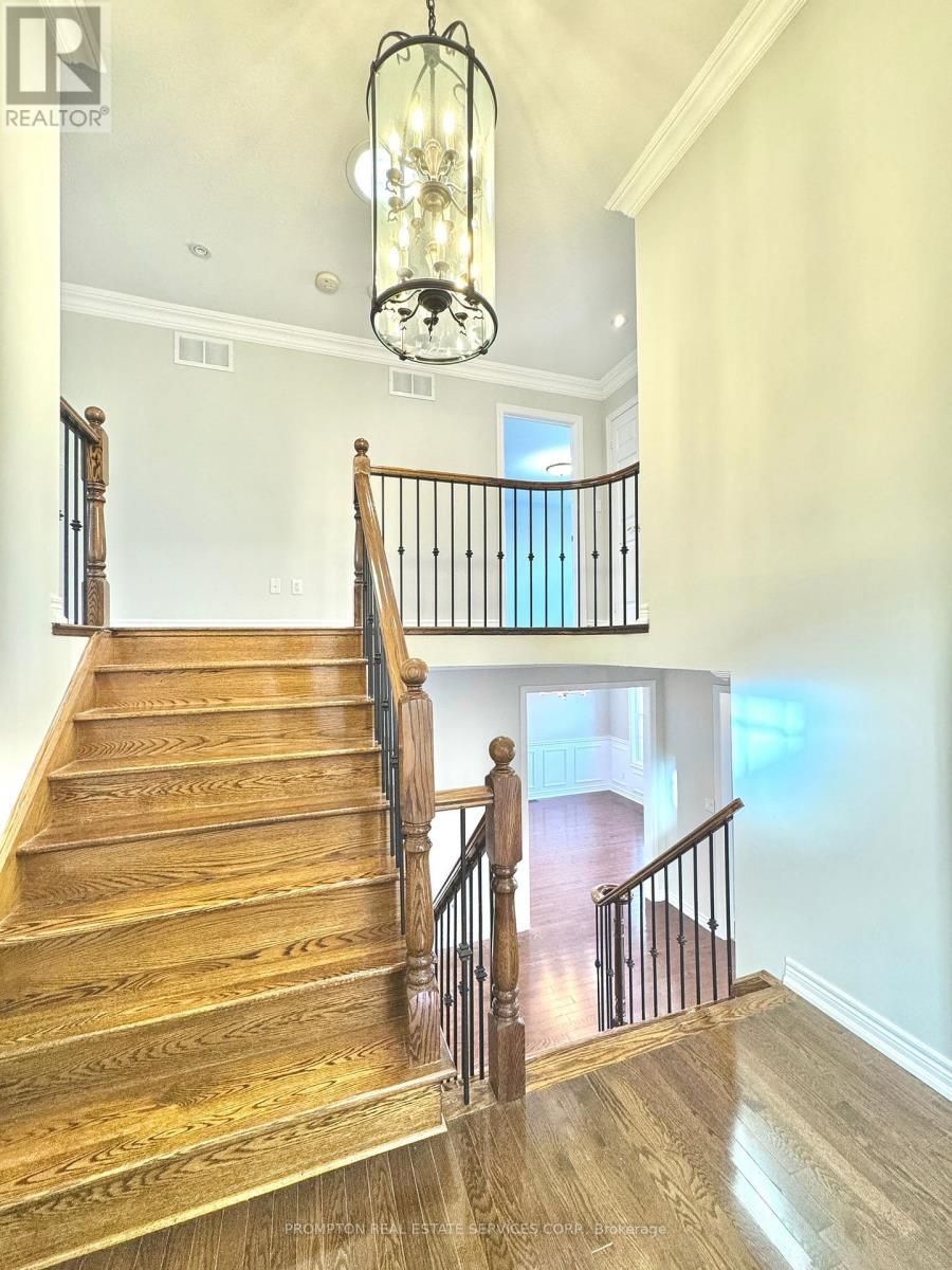 10 Father Mcginn Road, Markham, Ontario  L6C 0A7 - Photo 27 - N12607880