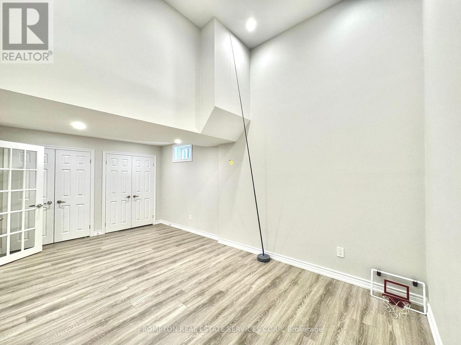 10 Father Mcginn Road, Markham, Ontario  L6C 0A7 - Photo 48 - N12607880