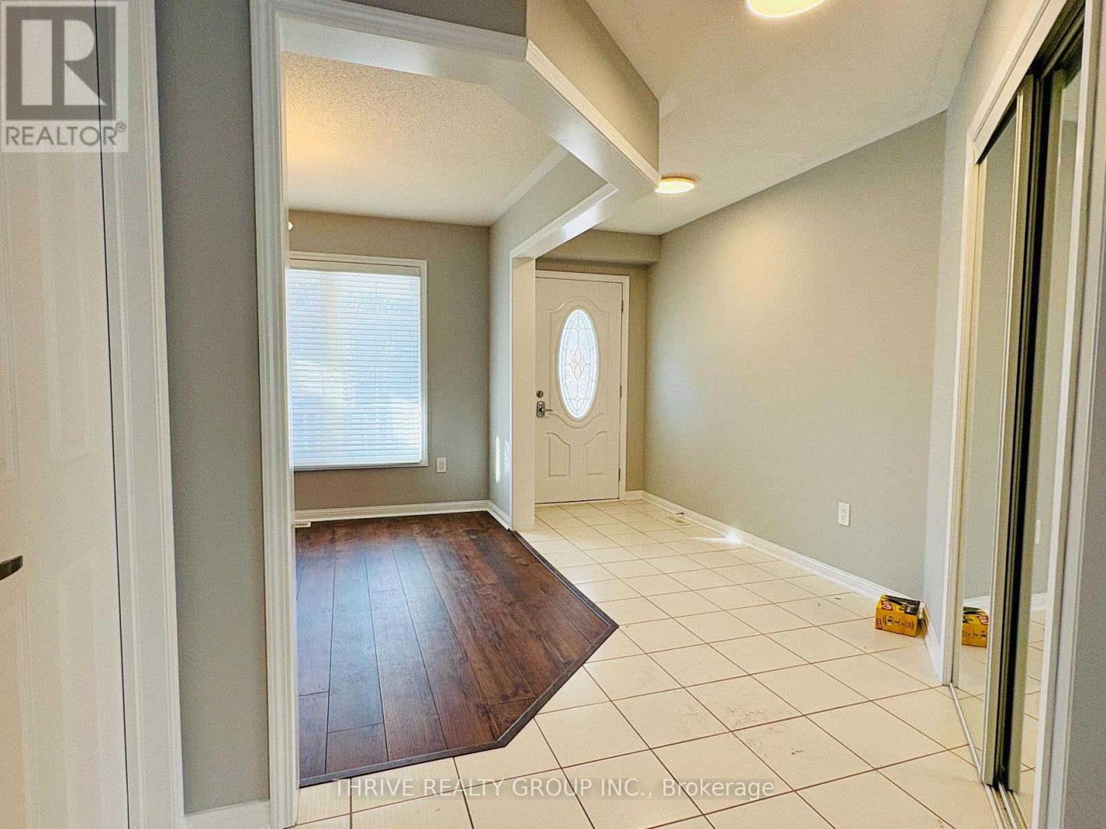 1029 Farmstead. Drive, Milton, Ontario  L9T 8G4 - Photo 3 - W12607900