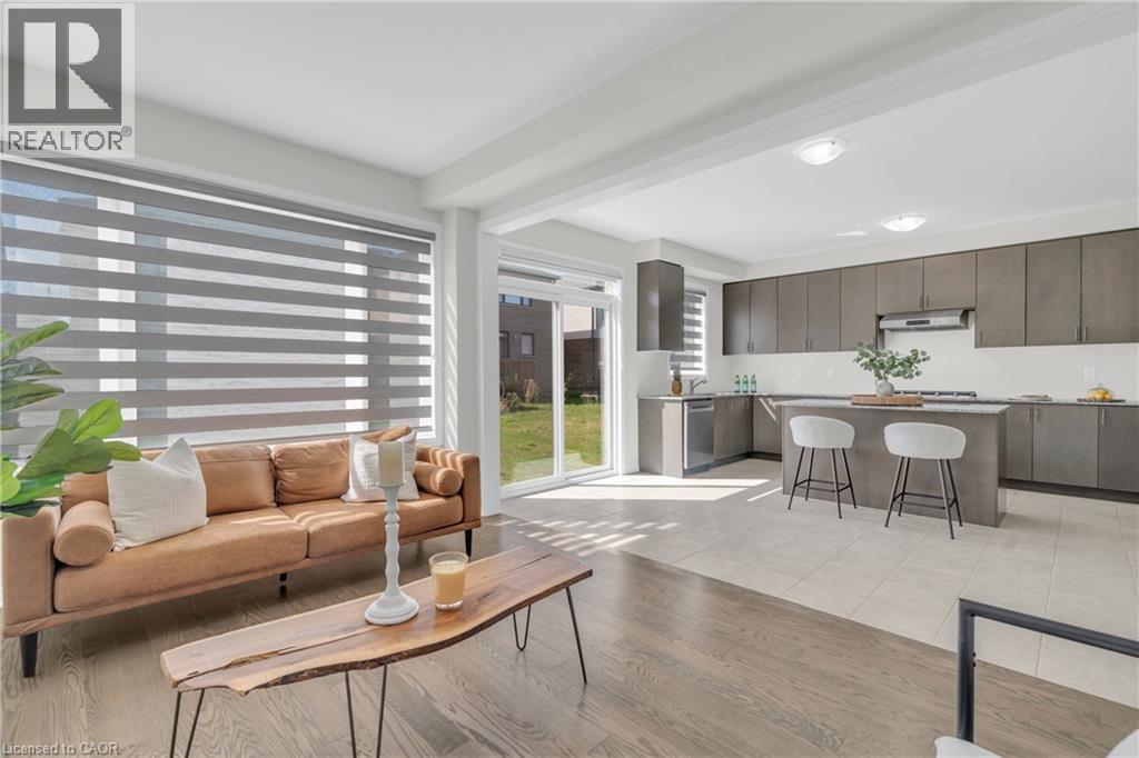 18 Prince Philip Boulevard, Ayr, Ontario  N0B 1E0 - Photo 4 - 40771099