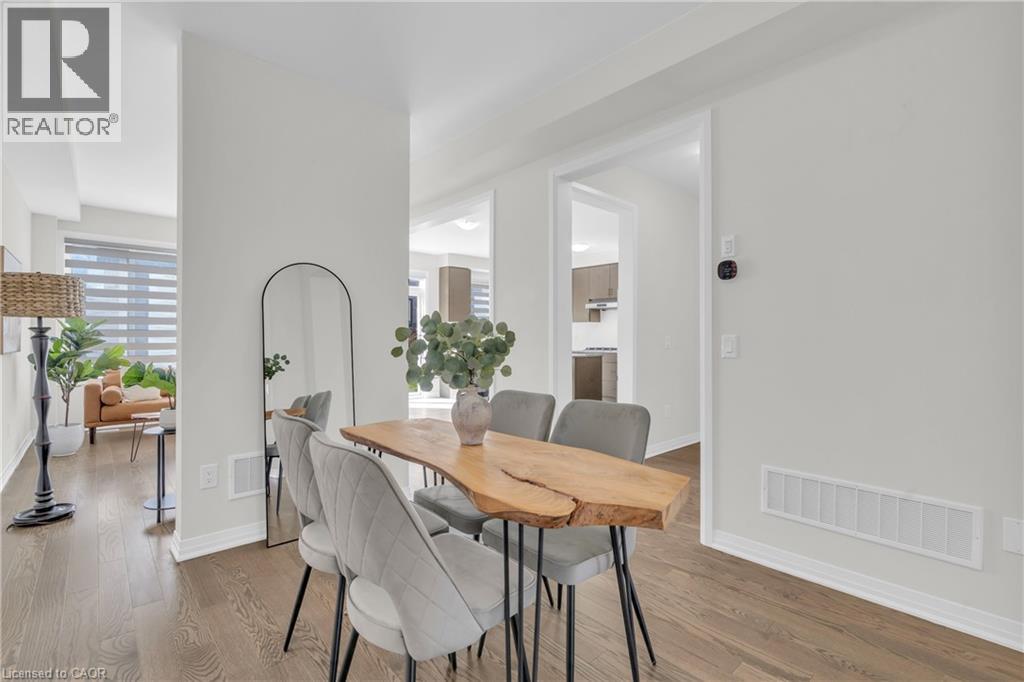 18 Prince Philip Boulevard, Ayr, Ontario  N0B 1E0 - Photo 3 - 40771099