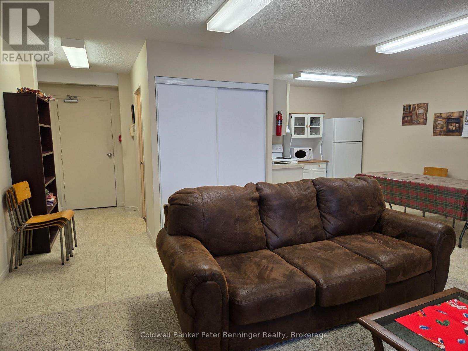 305 - 5 Valleyside Drive, Brockton, Ontario N0G 2V0 - Photo 17 - X12607902