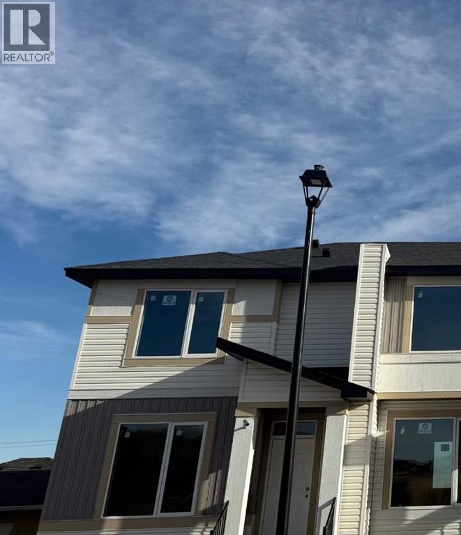 1999 Mccaskill Drive, Crossfield, Alberta  T0M 0C1 - Photo 2 - A2255750