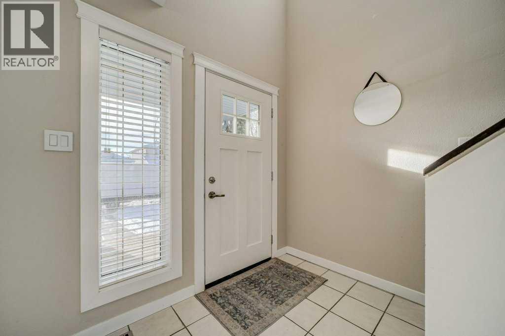 29 Peigan Court W, Lethbridge, Alberta  T1K 6J4 - Photo 4 - A2268369