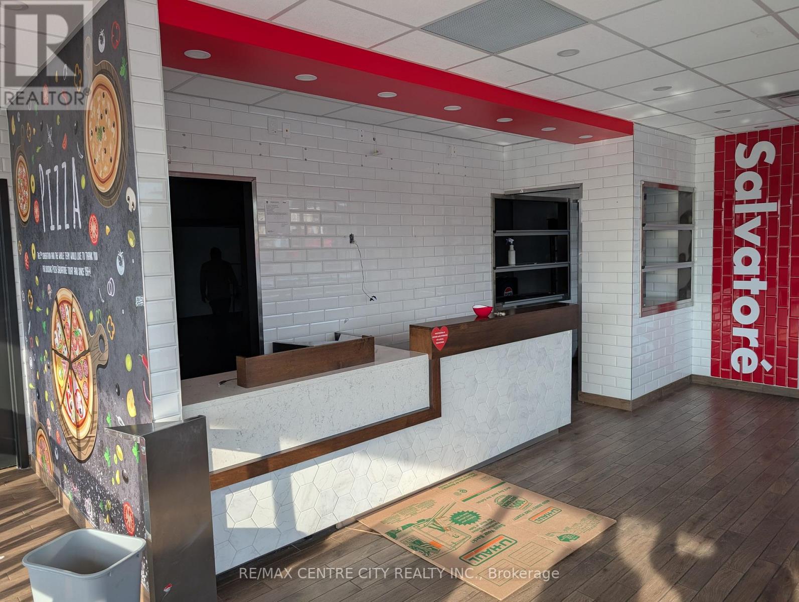 1544 Dundas Street, London East, Ontario N5W 3C1 - Photo 3 - X12607904