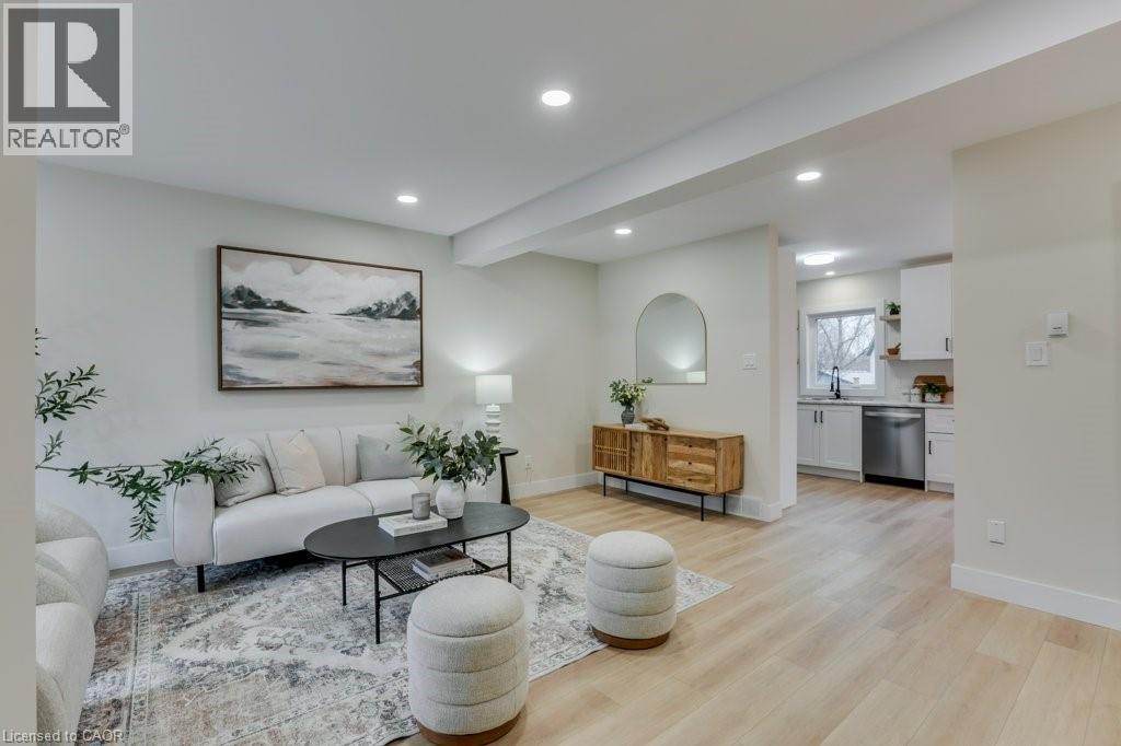 1855 Marconi Boulevard, London, Ontario N5V 4Y1 - Photo 2 - 40788206