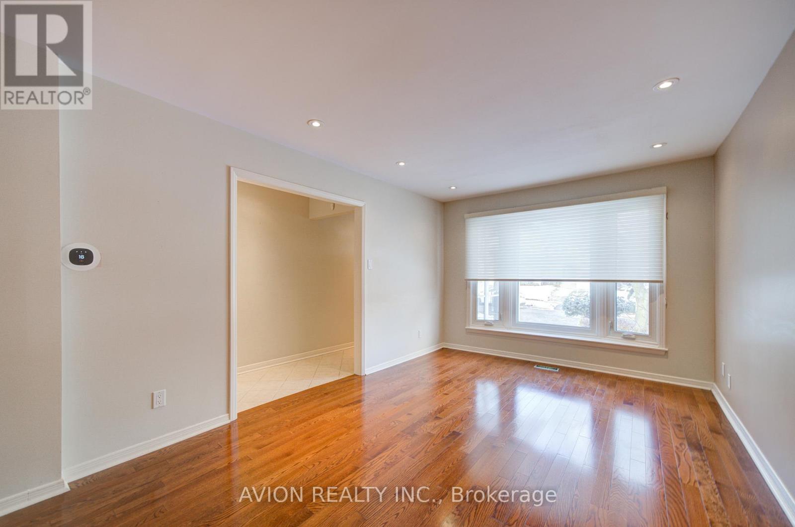 31 Charnwood Place, Markham, Ontario L3T 5H2 - Photo 6 - N12607908