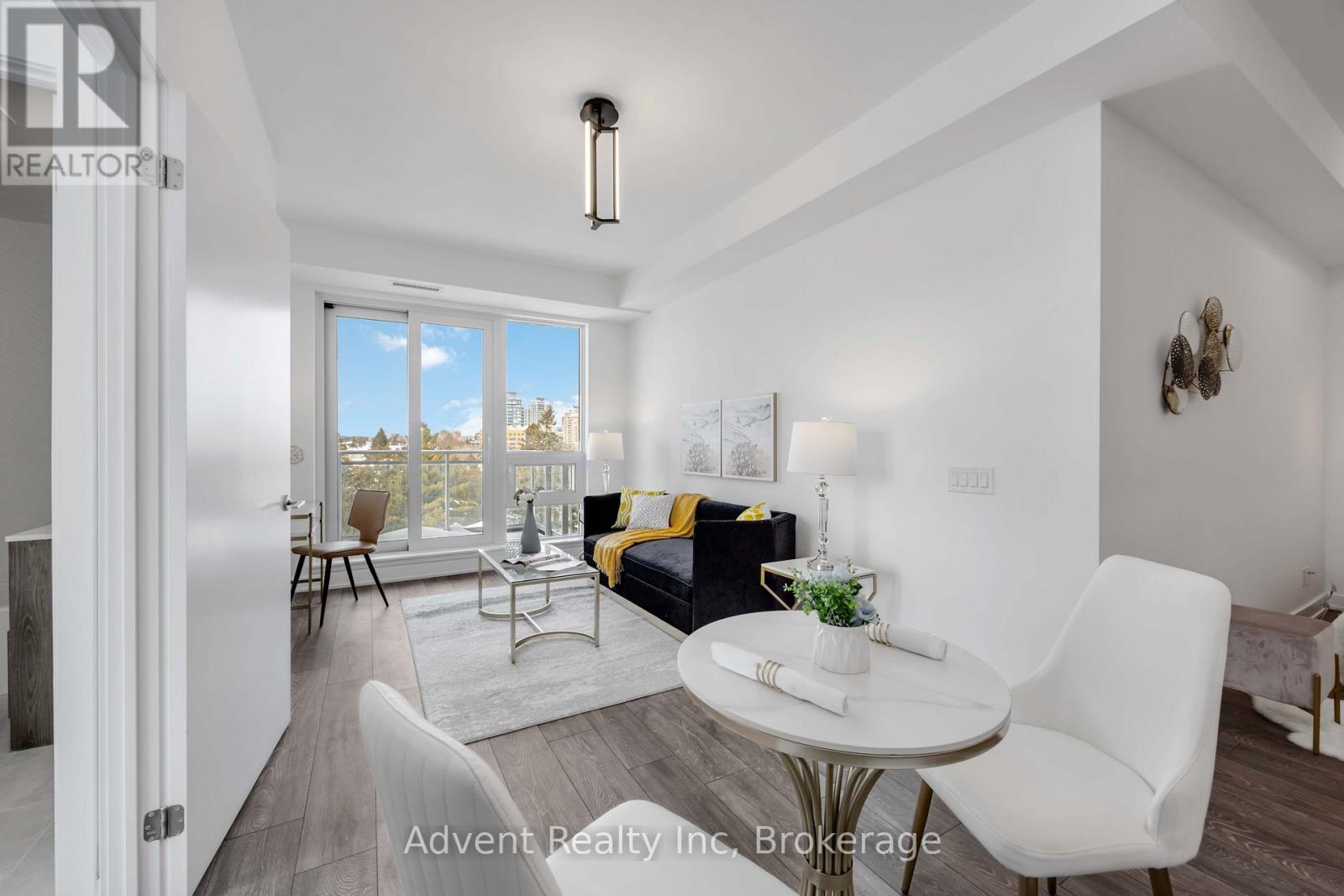 412 - 8888 Yonge Street, Richmond Hill, Ontario  L4C 5V6 - Photo 9 - N12607916